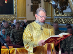 Божественная литургия в Успенском кафедральном соборе в Неделю 14-ю по Пятидесятнице