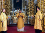 Божественная литургия в Успенском кафедральном соборе в Неделю 14-ю по Пятидесятнице